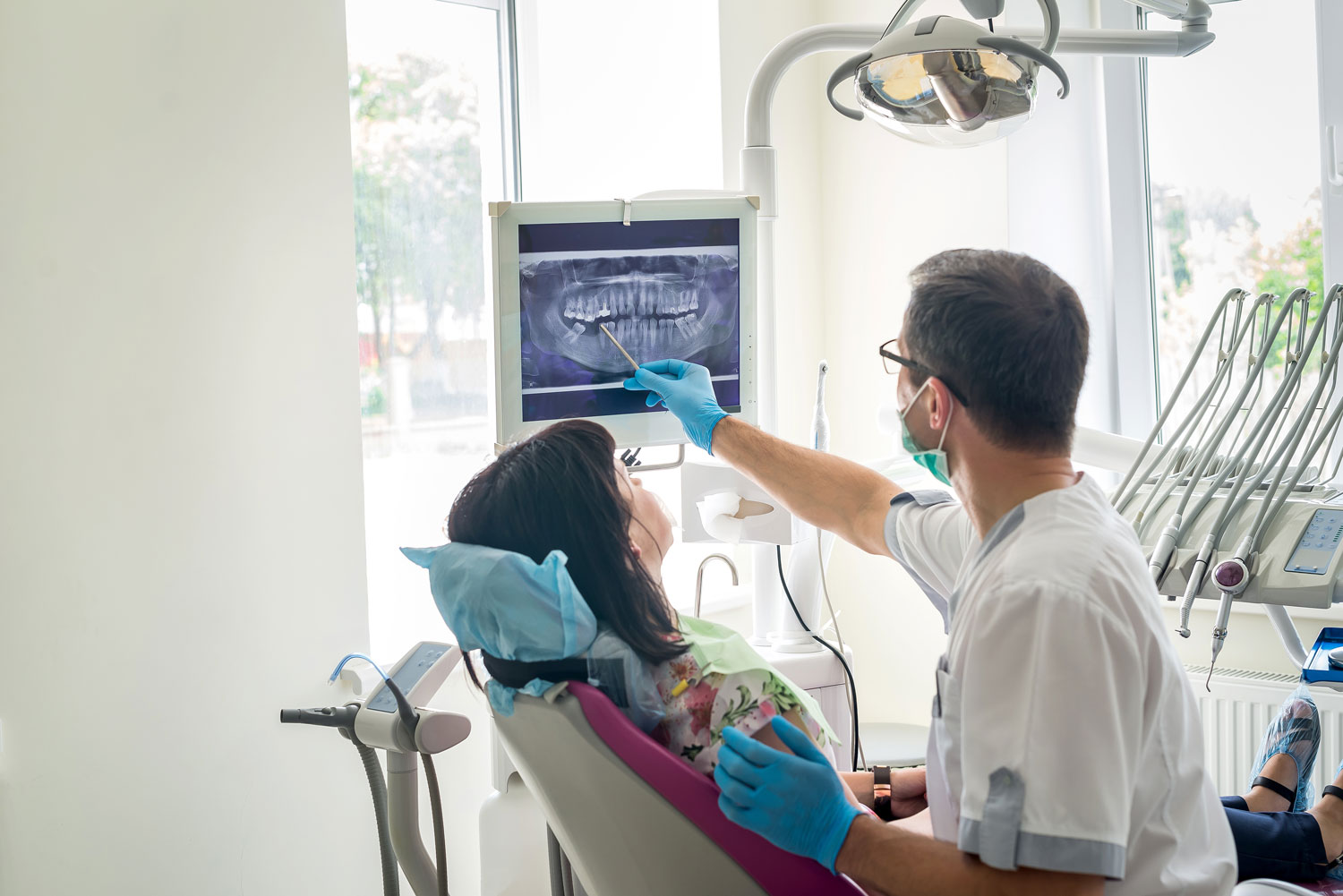 anamnese-medicale-dentiste Bilan préimplantatoire - implantologie dentaire marseille